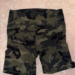 Camouflage Women's biker Shorts